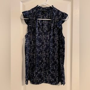 Banana Republic woman’s sleeveless top